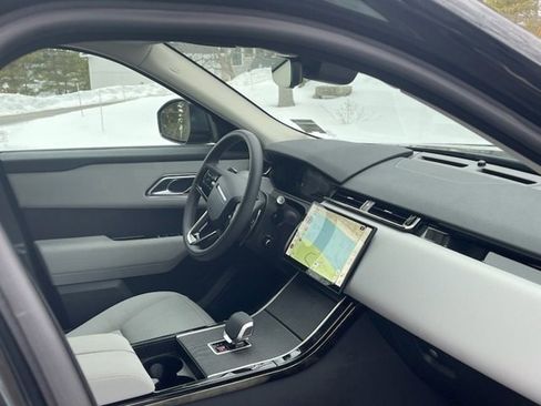 Used 2025 Land Rover Range Rover Velar S image 10