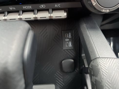 Used 2025 Toyota 4Runner TRD Off-Road Premium image 20