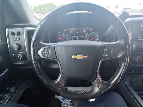 Used 2018 Chevrolet Silverado 1500 LT w/ Midnight Edition AWD/4WD image 20