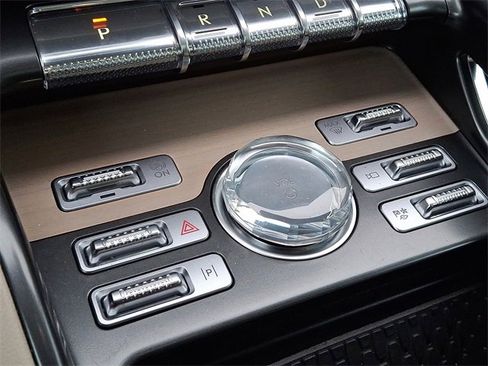 Certified 2024 Lincoln Nautilus Reserve w/ Equipment Group 202A image 16