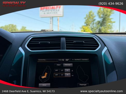 Used 2016 Ford Explorer Limited w/ Equipment Group 301A AWD/4WD image 29