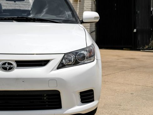 Used 2012 Scion tC FWD image 28