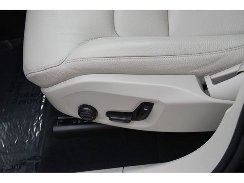 Used 2023 Volvo XC60 B5 Plus w/ Climate Package AWD/4WD image 35
