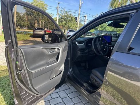 Used 2023 Toyota RAV4 XSE AWD/4WD image 22