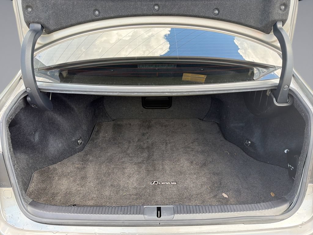 Used 2015 Lexus ES 350 w/ Ultra Luxury Package FWD image 13