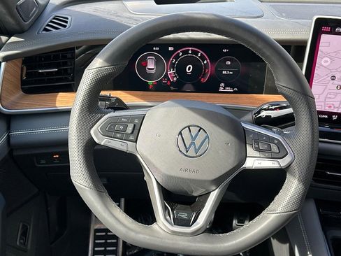 New 2026 Volkswagen Tiguan SEL R-Line image 11
