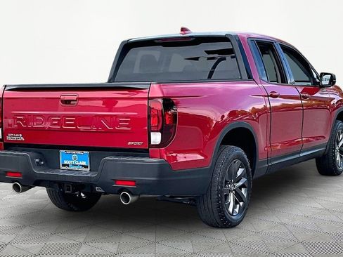 Used 2025 Honda Ridgeline Sport image 6