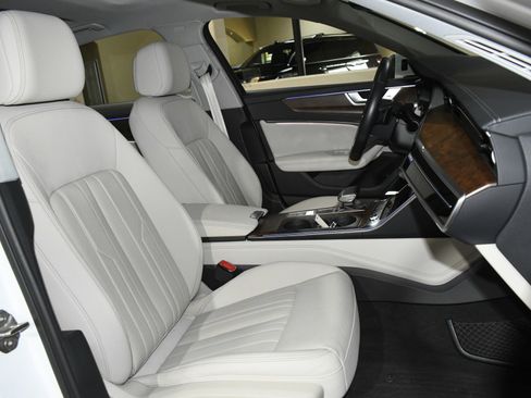 Used 2022 Audi A6 Premium Plus image 8