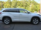 Used 2017 Toyota Highlander Limited image 6