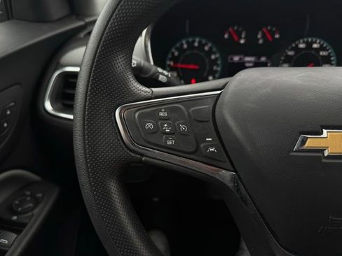 Used 2023 Chevrolet Equinox LS image 23