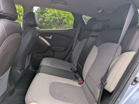Used 2013 Hyundai Tucson GLS FWD image 14