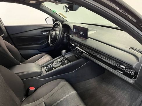 Used 2024 Honda Accord Sport image 11