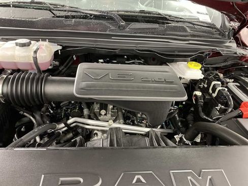 Used 2025 RAM 1500 Big Horn AWD/4WD image 33