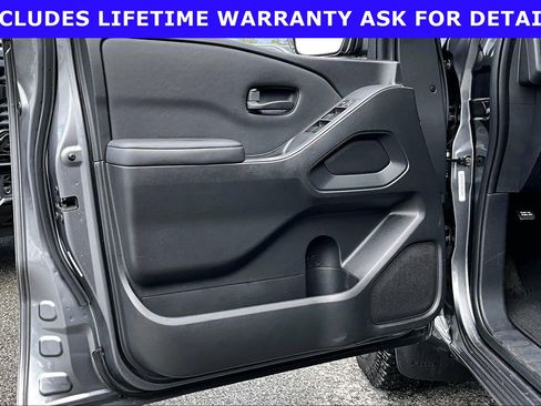 Used 2022 Nissan Frontier S AWD/4WD image 19