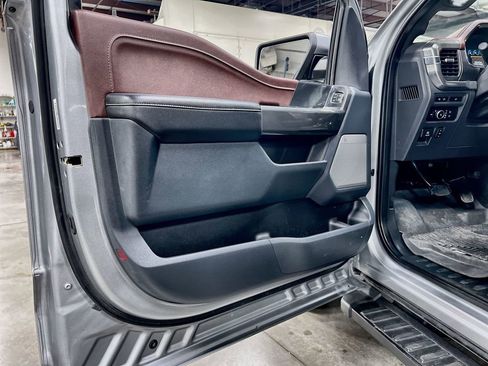 Used 2023 Ford F150 Lariat AWD/4WD image 17