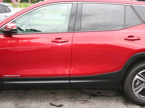 Used 2020 GMC Terrain SLT w/ Preferred Package AWD/4WD image 24