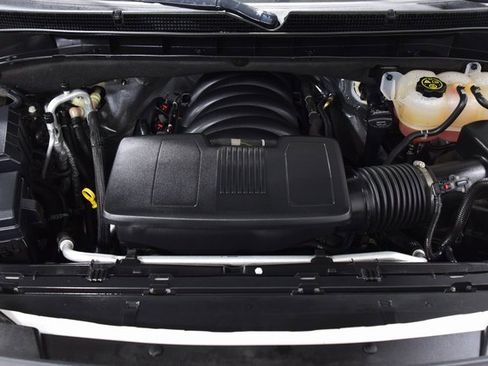 Used 2023 Cadillac Escalade Sport Platinum w/ LPO, ONYX Package image 27