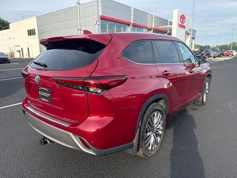 Used 2020 Toyota Highlander Platinum AWD/4WD image 11