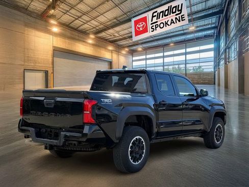Certified 2024 Toyota Tacoma TRD Off-Road image 4