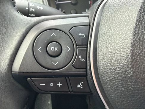 Used 2023 Toyota Corolla SE FWD image 12