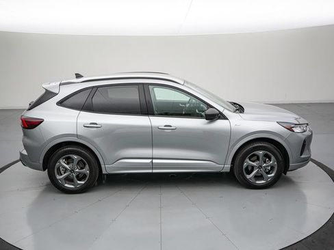 Certified 2024 Ford Escape ST-Line w/ Tech Pack #1 AWD/4WD image 3