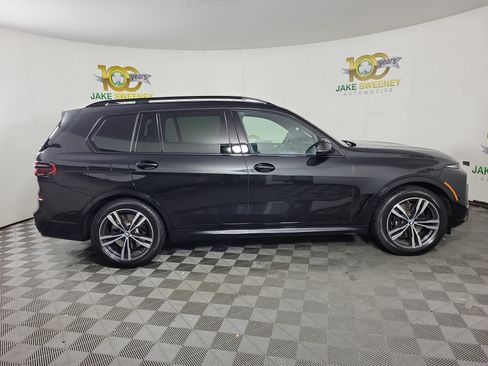 Certified 2025 BMW X7 M60i AWD/4WD image 8