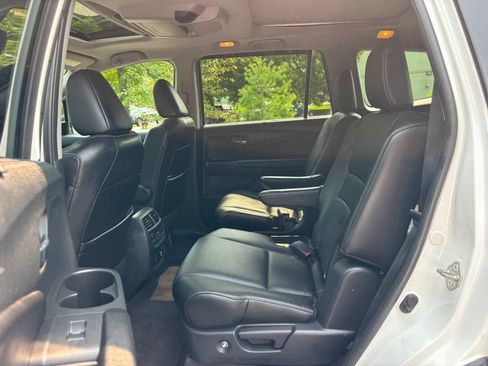 Used 2021 Honda Pilot Elite image 21