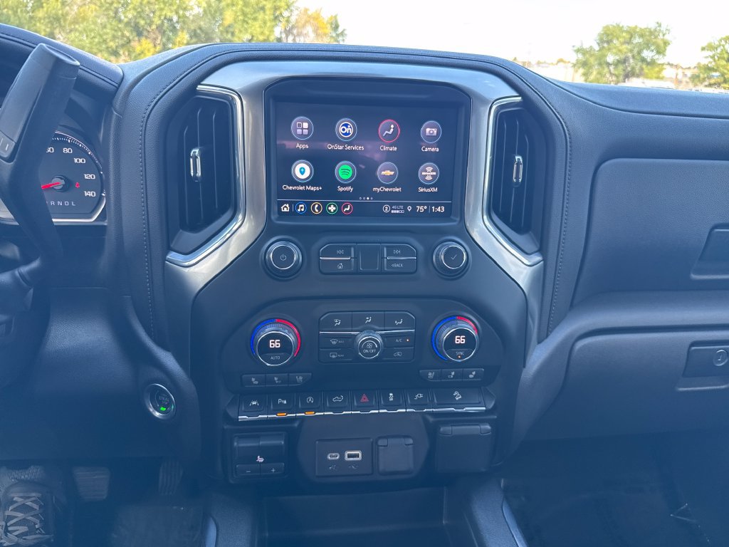 Used 2021 Chevrolet Silverado 1500 LTZ AWD/4WD image 17