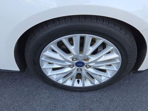 Used 2018 Ford Focus Titanium FWD image 17