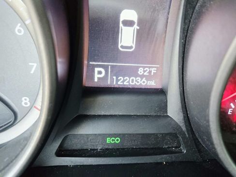 Used 2015 Hyundai Santa Fe Sport FWD image 22