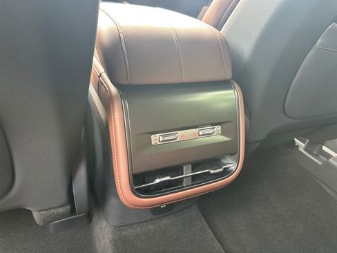 New 2026 Lincoln Nautilus Reserve AWD/4WD image 22