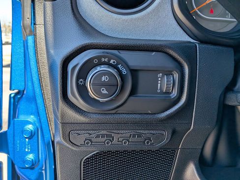 New 2026 Jeep Gladiator Willys image 18