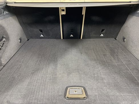 Used 2022 Mercedes-Benz GLC 300 4MATIC image 33