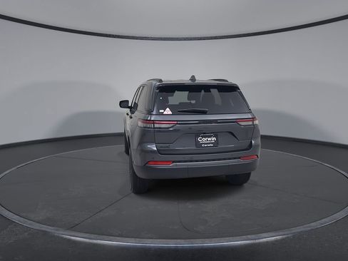 New 2026 Jeep Grand Cherokee Laredo image 12