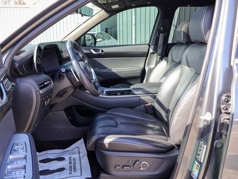 Used 2023 Hyundai Palisade Calligraphy image 7