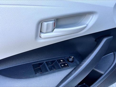 Certified 2023 Toyota Corolla LE FWD image 31