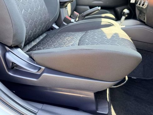 Used 2025 Mitsubishi Outlander Sport ES AWD/4WD image 8