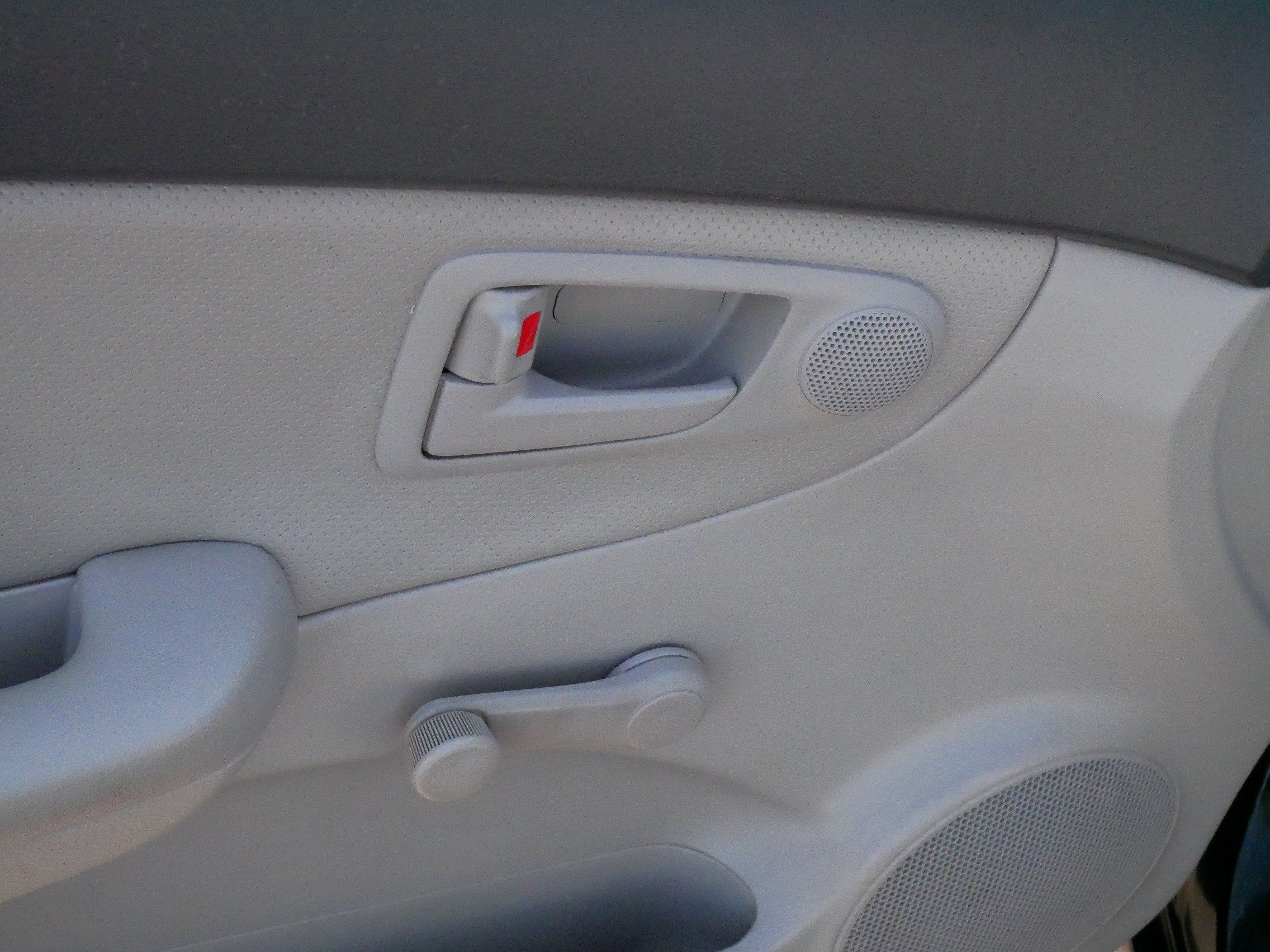Used 2009 Kia Spectra LX FWD image 19
