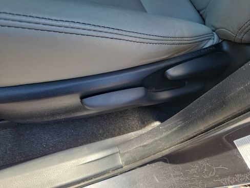 Used 2014 Toyota RAV4 LE FWD image 21