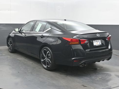 Used 2024 Nissan Altima 2.5 SR FWD image 6