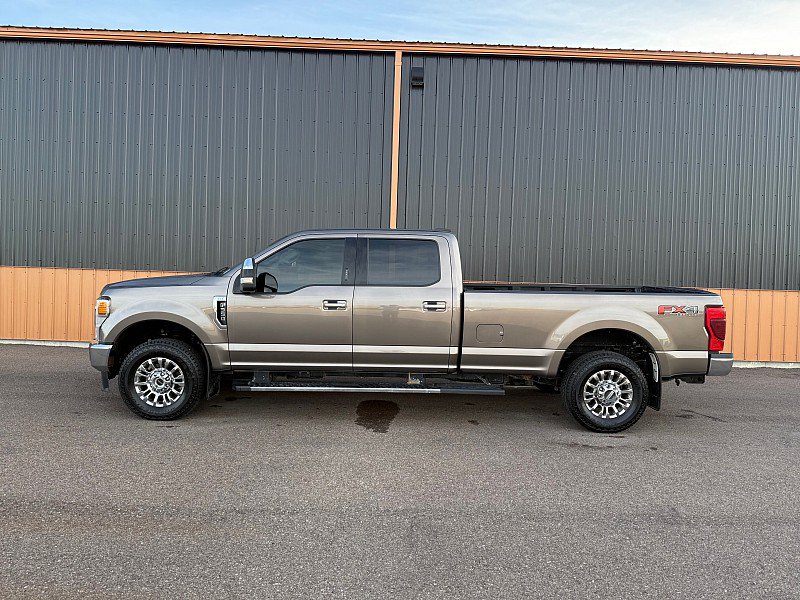 Used 2020 Ford F350 XLT w/ XLT Premium Package AWD/4WD image 4