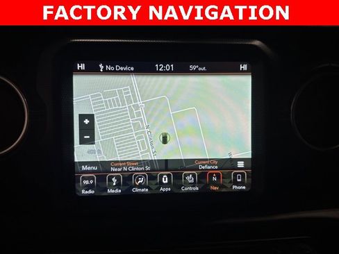 Used 2019 Jeep Wrangler Unlimited Sahara image 23