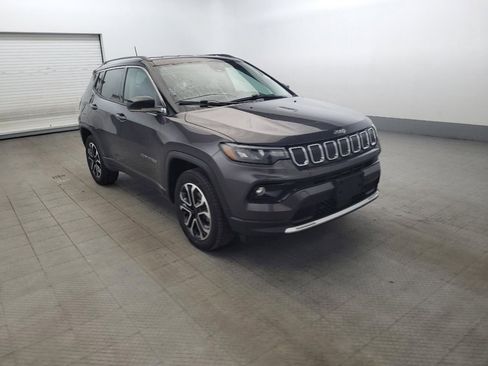 Used 2022 Jeep Compass Limited AWD/4WD image 13