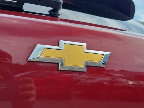 Certified 2023 Chevrolet TrailBlazer LT w/ Convenience Package FWD image 9