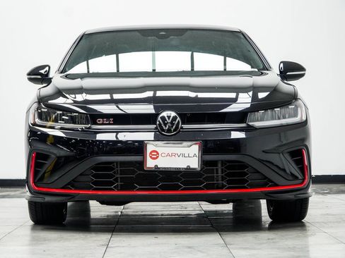 Used 2025 Volkswagen Jetta GLI Autobahn FWD image 7