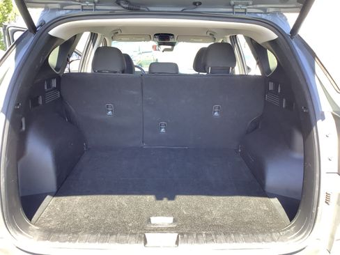 Used 2025 Hyundai Tucson SEL FWD image 16