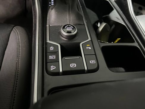 Used 2024 Kia Sorento S w/ Panoramic Sunroof Package FWD image 27