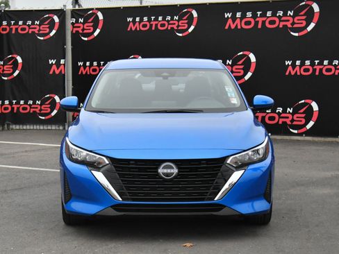 Used 2024 Nissan Sentra SV image 2