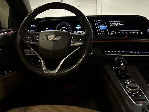 Used 2021 Cadillac Escalade ESV Sport image 11