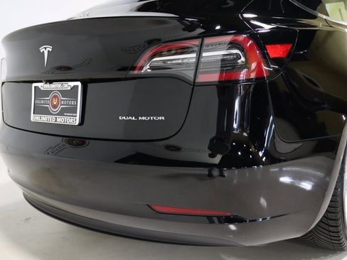 Used 2018 Tesla Model 3 Long Range image 10